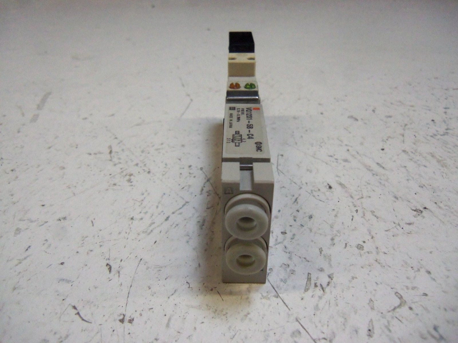 SMC VQ1231-5B-C4 SOLENOID COIL *USED*