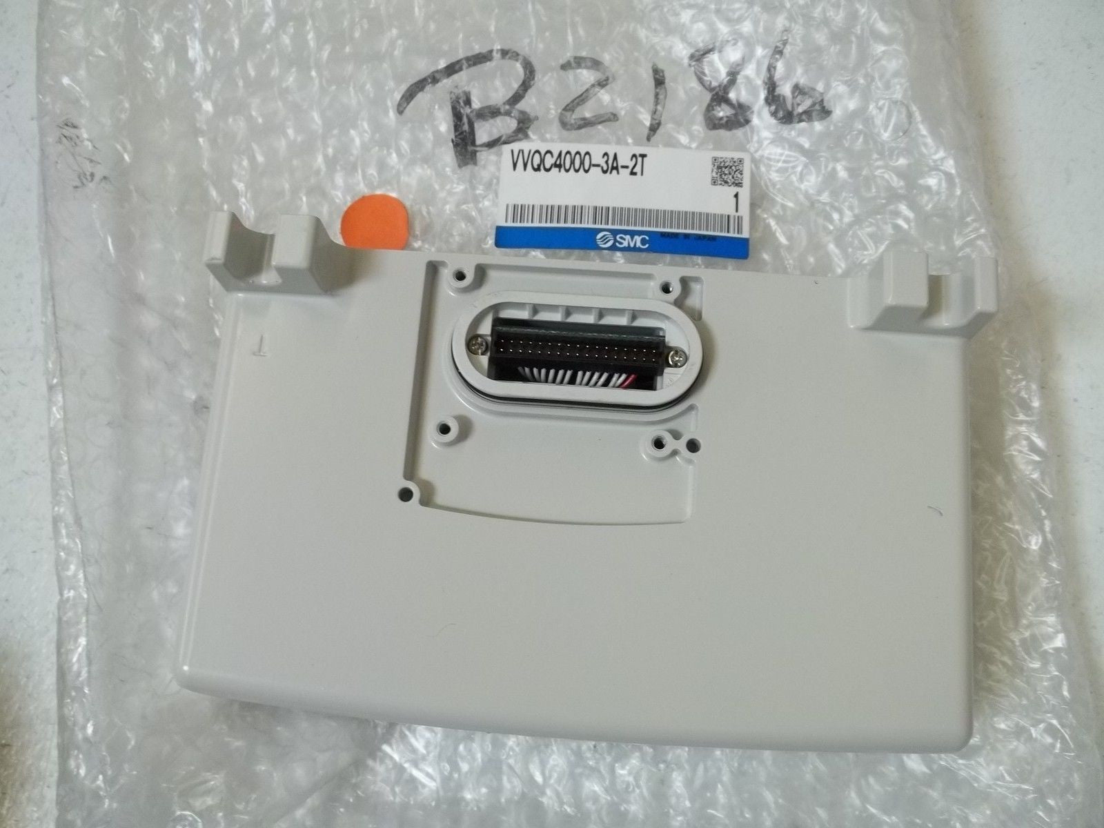 SMC VVQC4000-3A-2T D-SIDE END PLATE *NEW NO BOX*