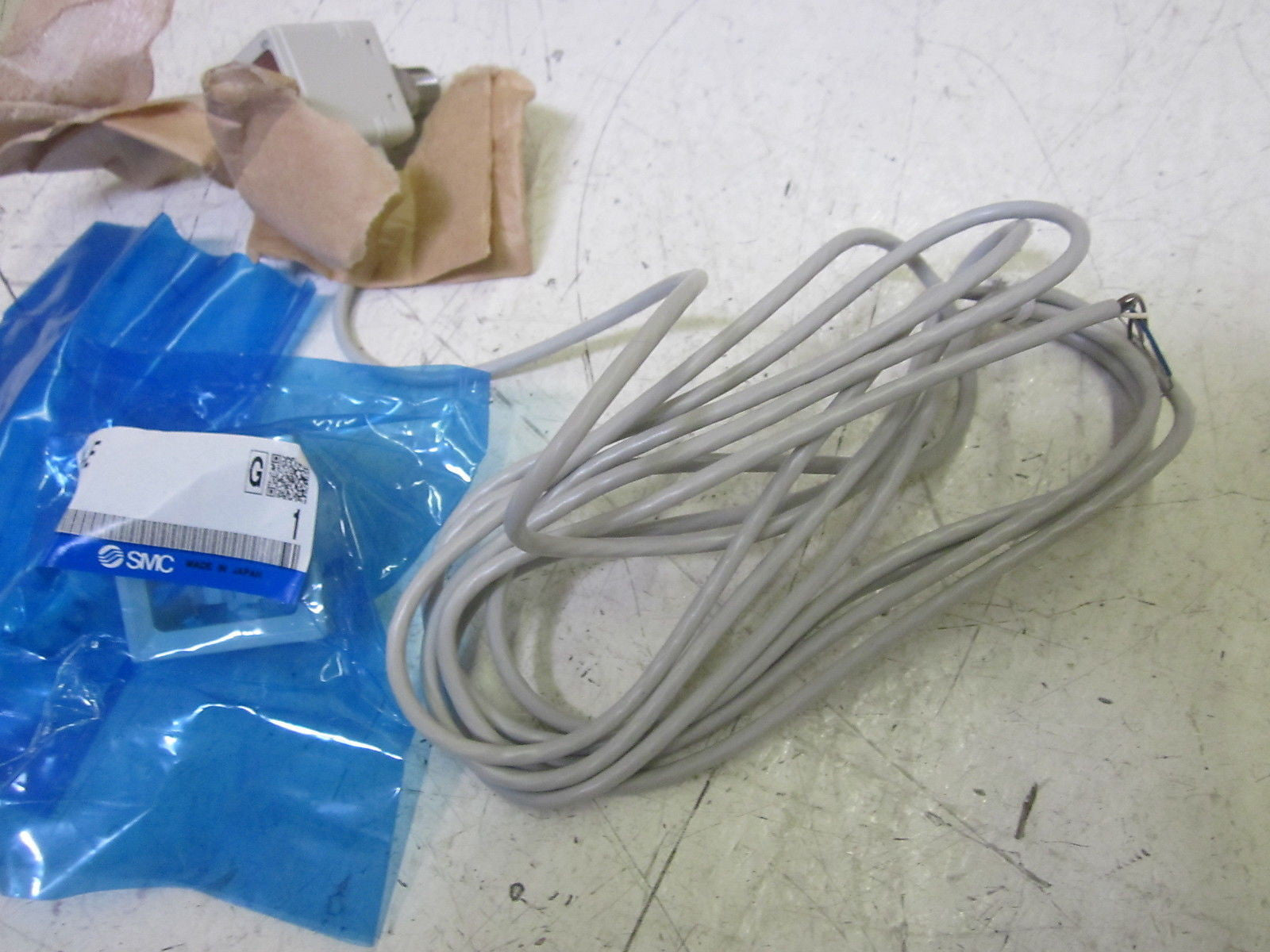 SMC ZSE50F-02-22L-E VACUUM SWITCH *NEW IN BOX*