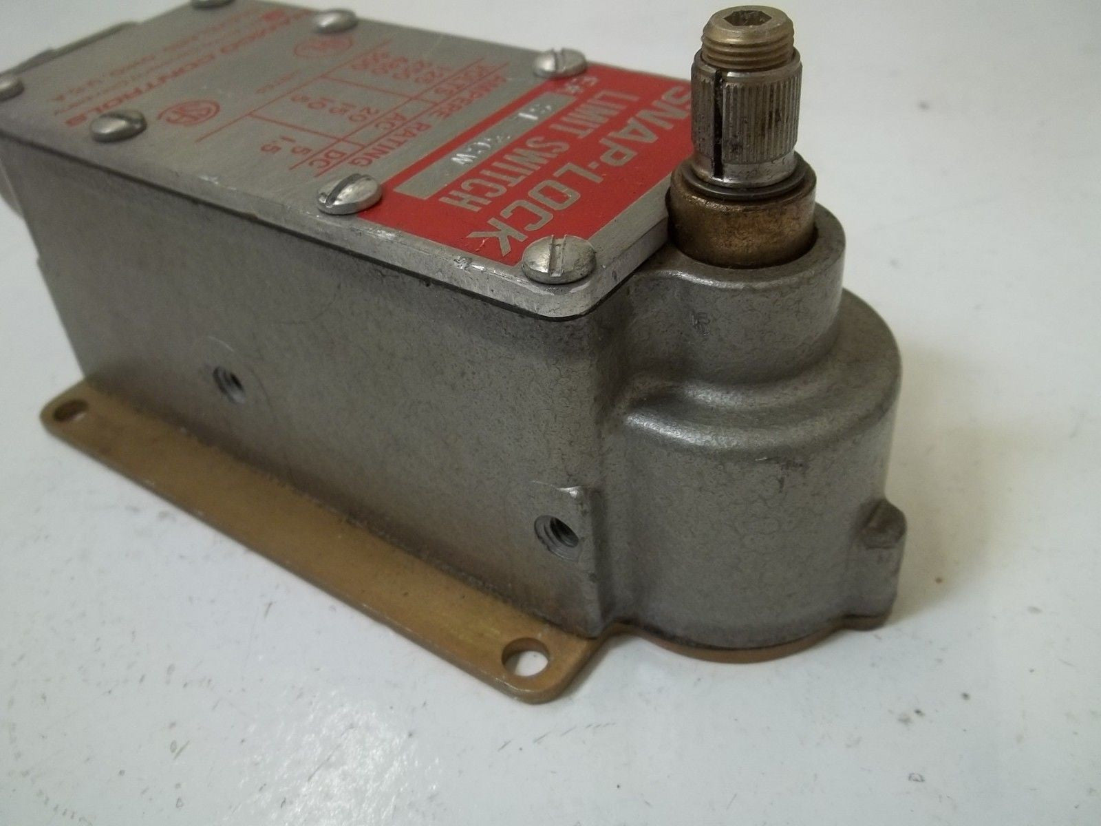 SNAP-LOCK EASL3CW *USED*