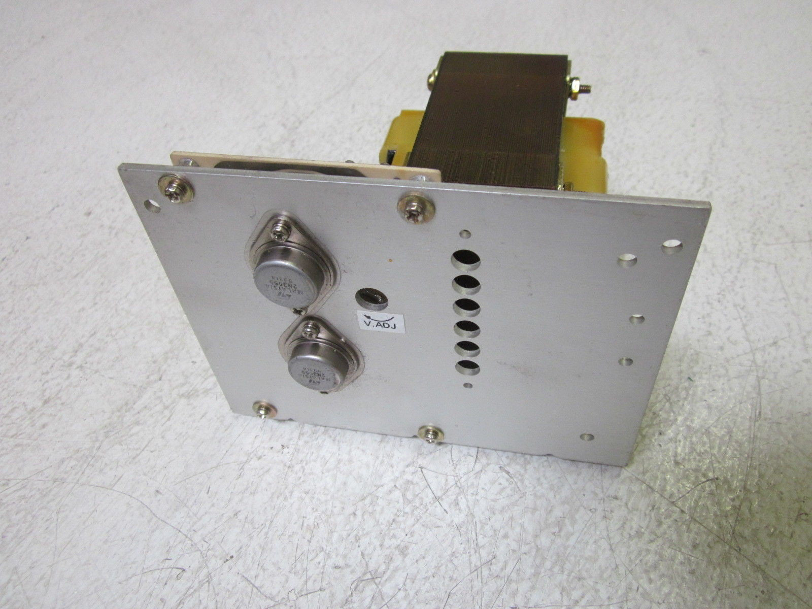 SOLA 83-24-225-03 DC POWER SUPPLY 24VDC *USED*