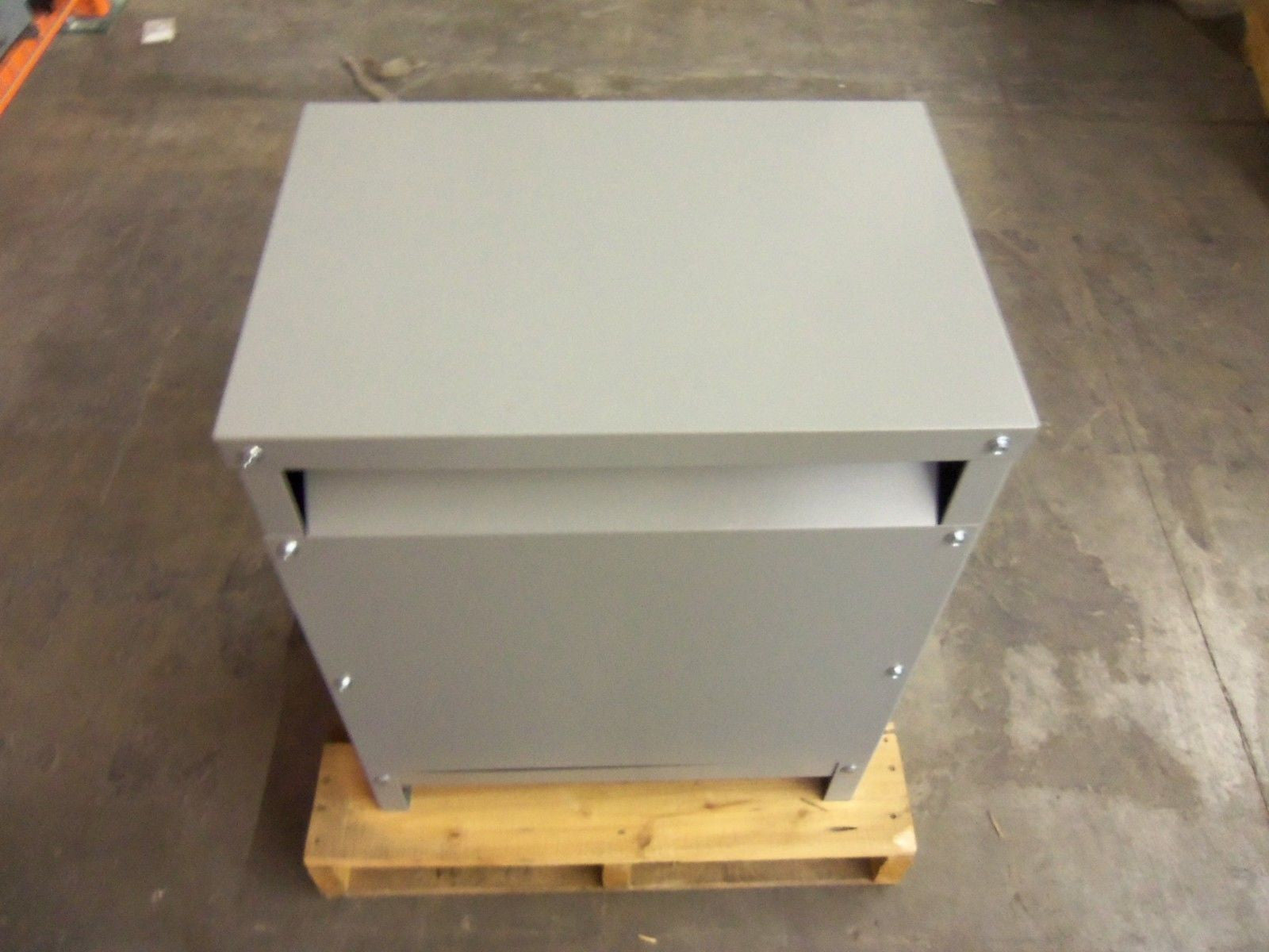 SOLA DT631H34S TRANSFORMER *NEW NO BOX*