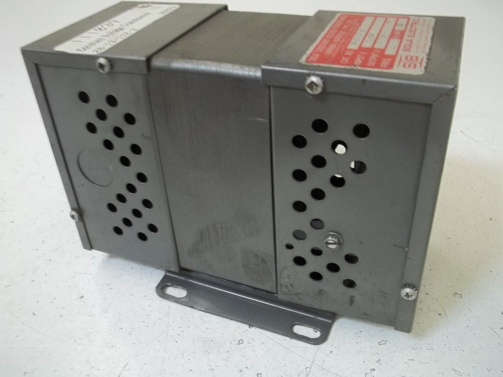 SOLA ELECTRIC 20-13-112-2 TRANSFORMER *USED*