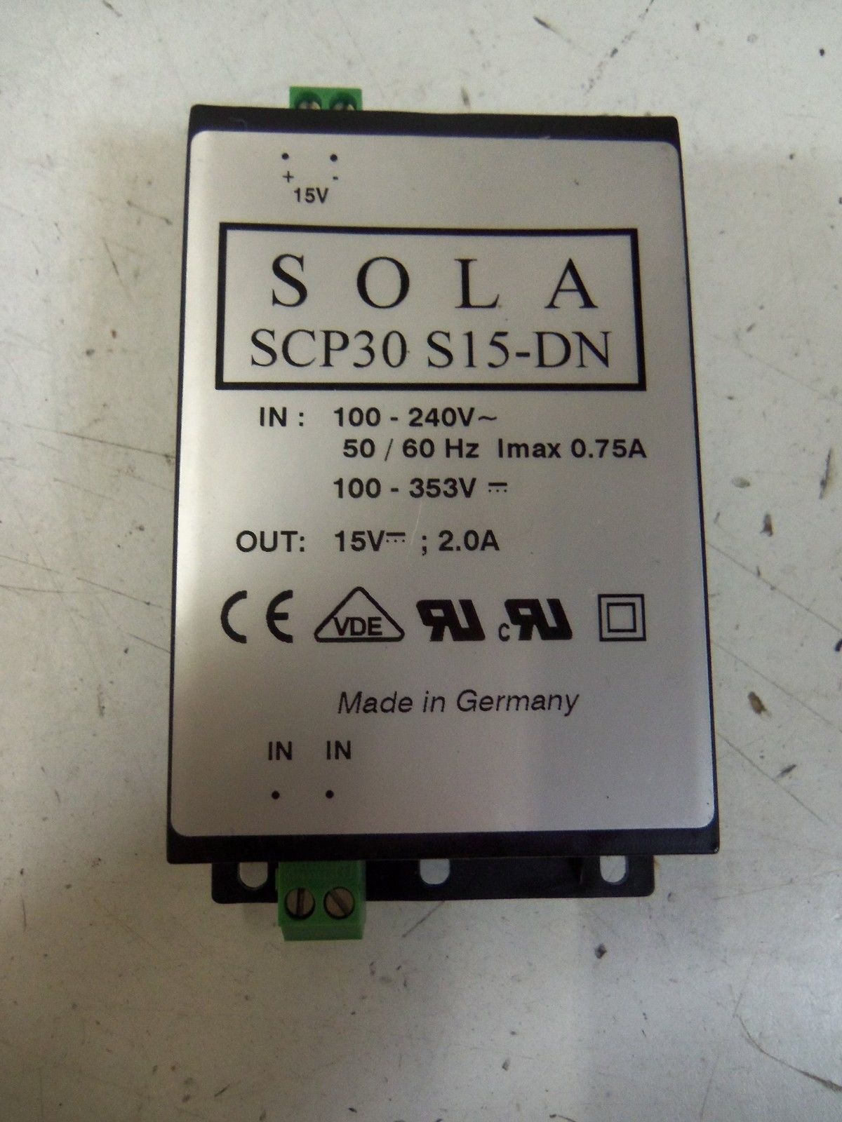 SOLA/HEVI-DUTY SCP30S15-DN *NEW IN  BOX*