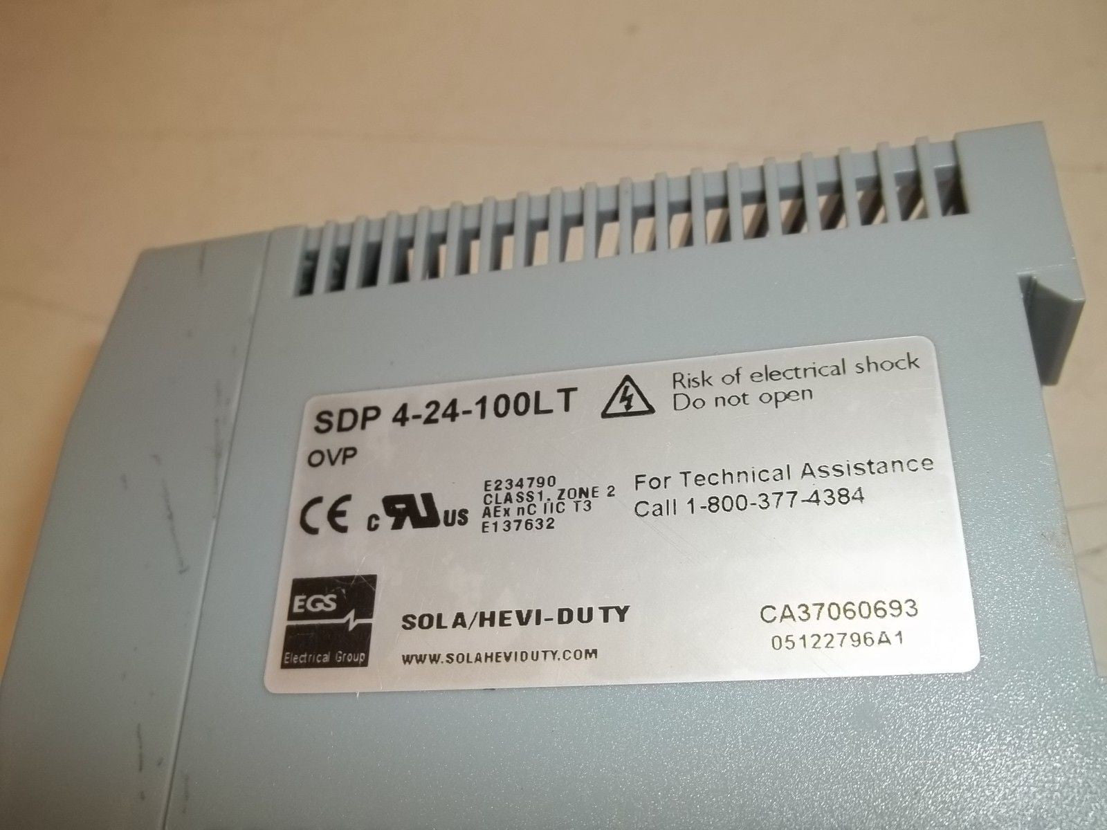 SOLA POWER SUPPLY SDP 4-24-100LT *USED*