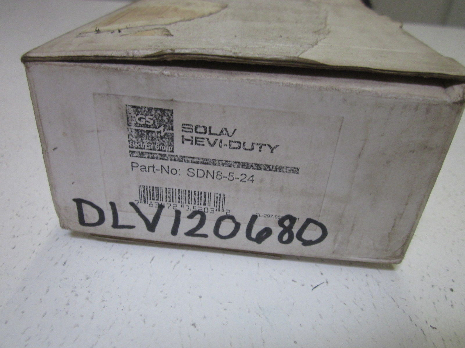 SOLA SDN8-5-24 *NEW IN BOX*