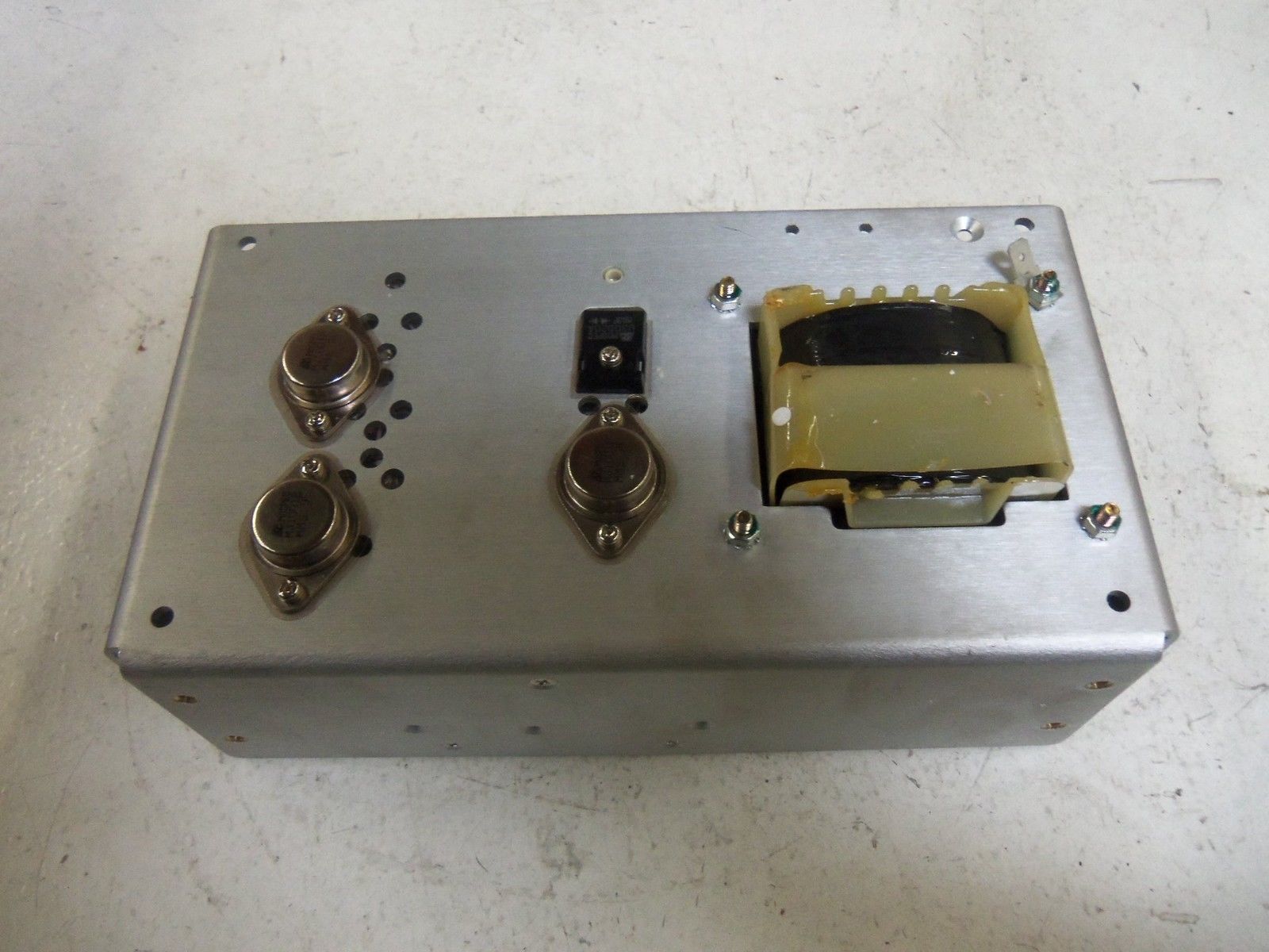 SOLA SLS-12-068T *USED*