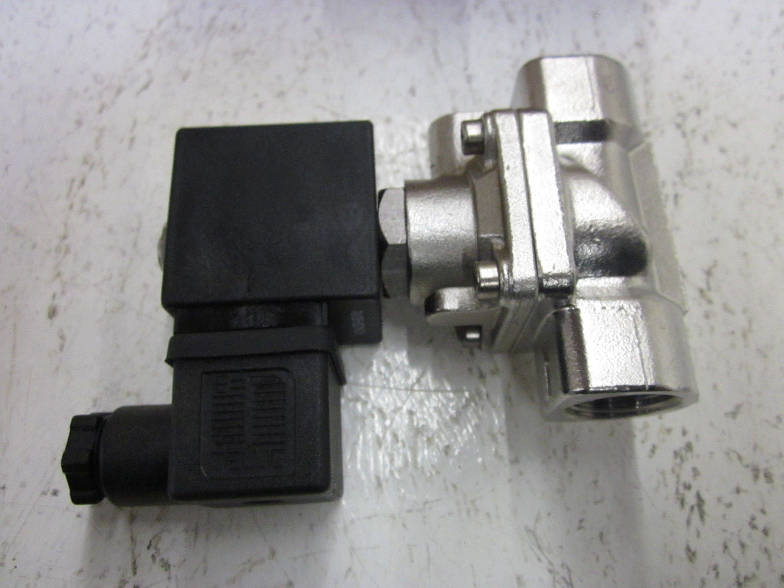 SOLENOID R21X2KT120 *NEW IN BOX*