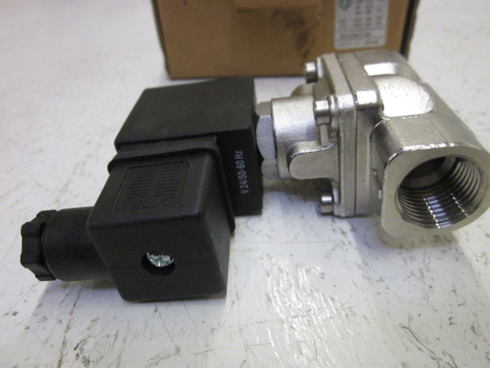 SOLENOID R21X2KT120 *NEW IN BOX*