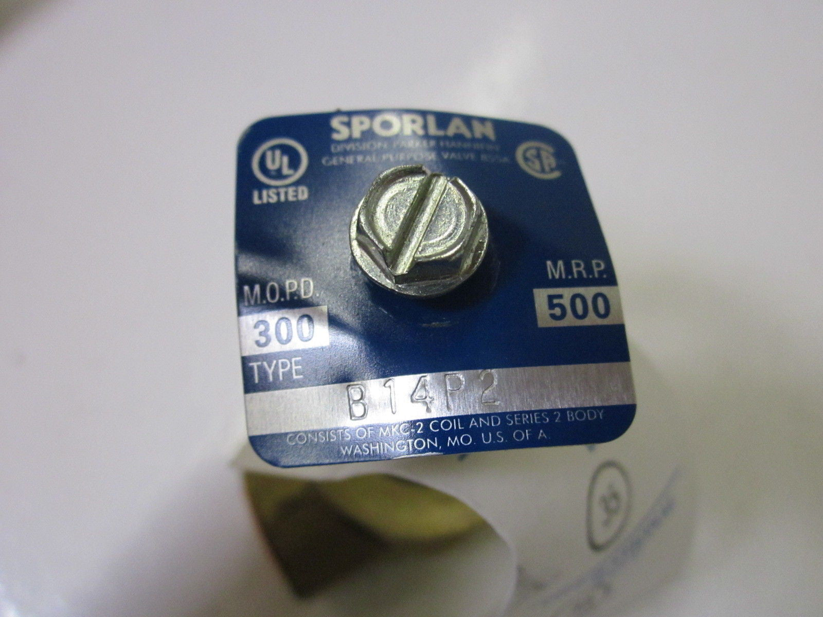SOLENOID VALVE B14P2 1/2NPT FEMALE *NEW IN BOX*