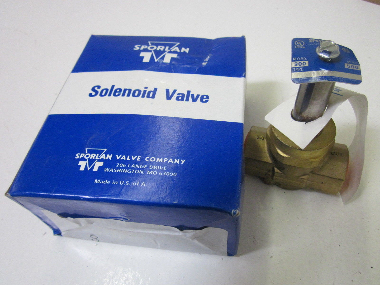 SOLENOID VALVE B14P2 1/2NPT FEMALE *NEW IN BOX*