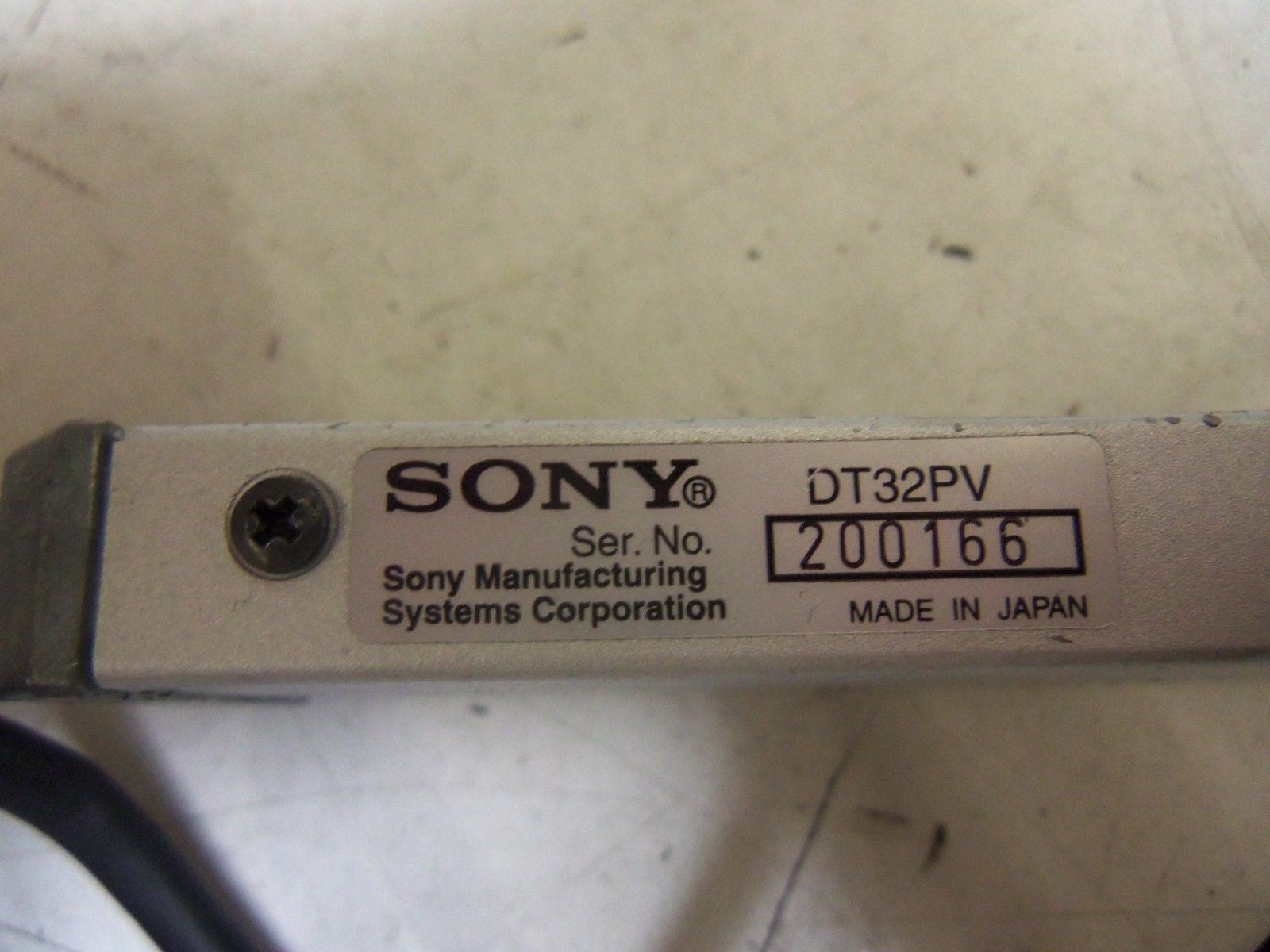 SONY DT32PV *USED*