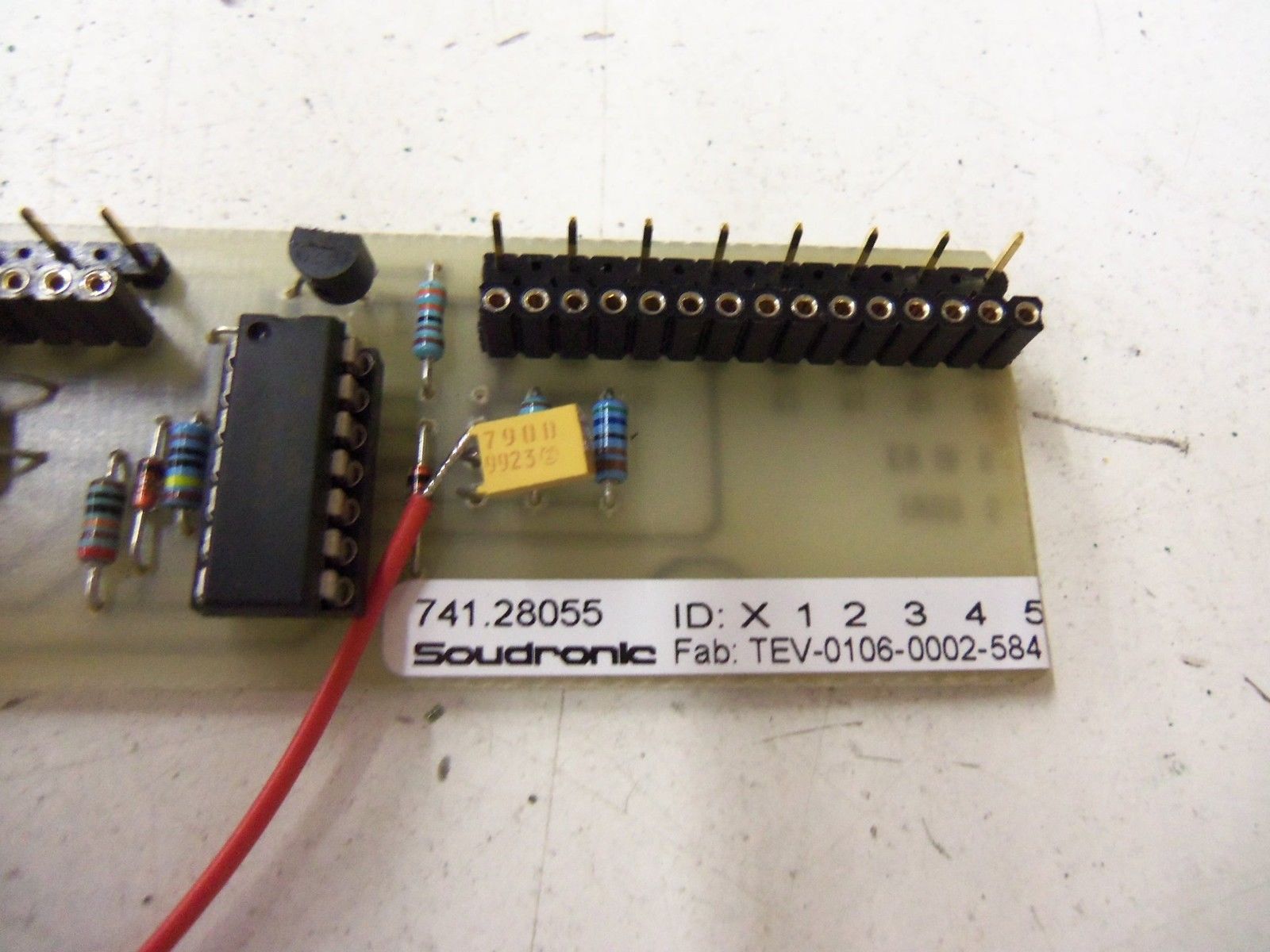 SOUNDRONIC 741-28055 *NEW NO BOX*