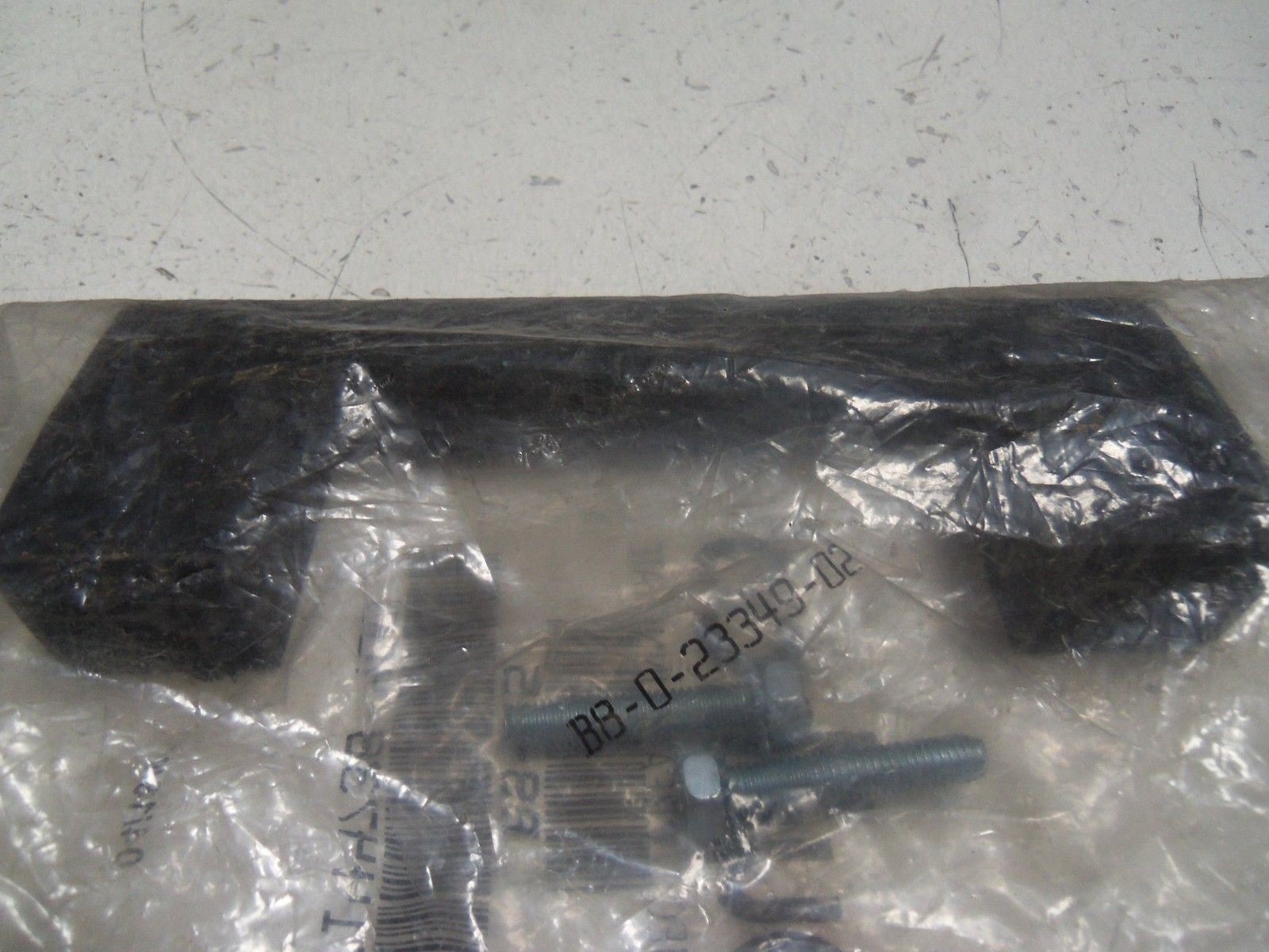 SOUTHCO B8-45 HANDLE *NEW IN FACTORY BAG*