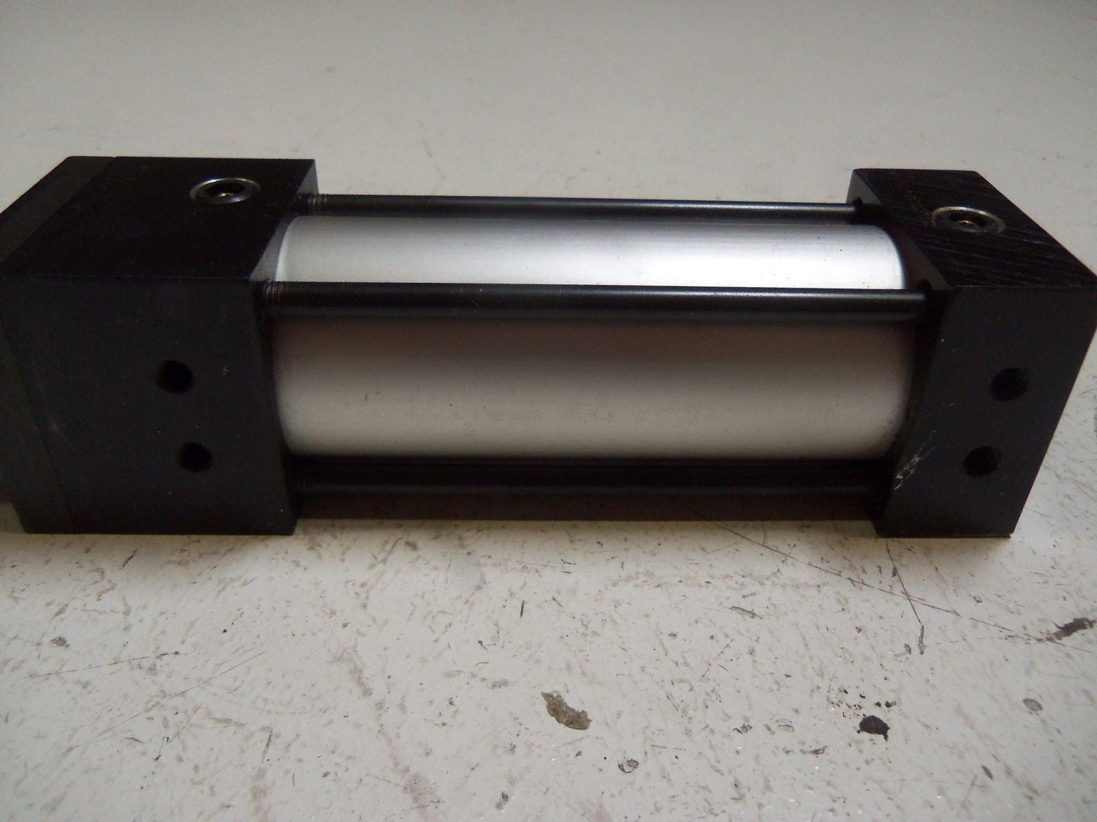 SPEEDAIRE 6ZC49B AIR CYLINDER *NEW IN BOX*