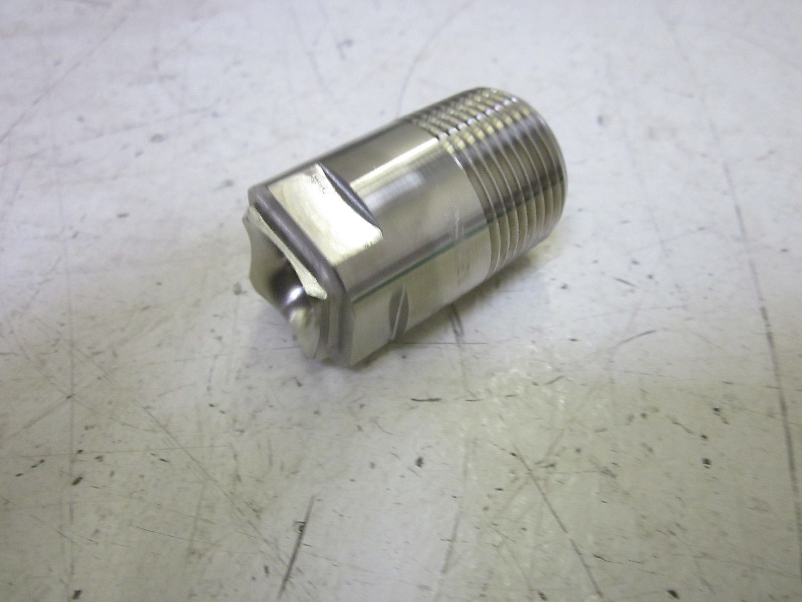 SPRAYING SYSTEMS CO. 1HH 316SS 130WSQ FULLJEY NOZZLE *NEW NO BOX*