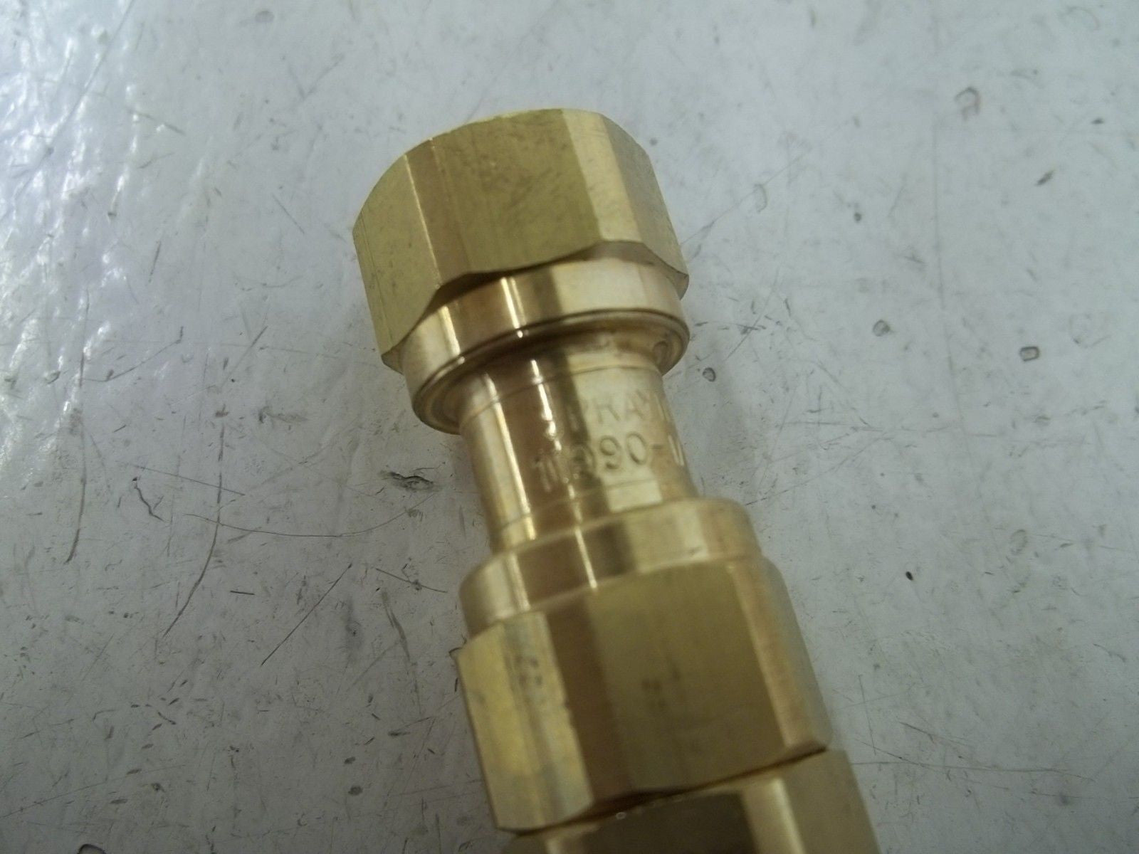 SPRAY SYSTEM CO. 11990-1/4-NPS SWIVEL *NEW NO BOX*