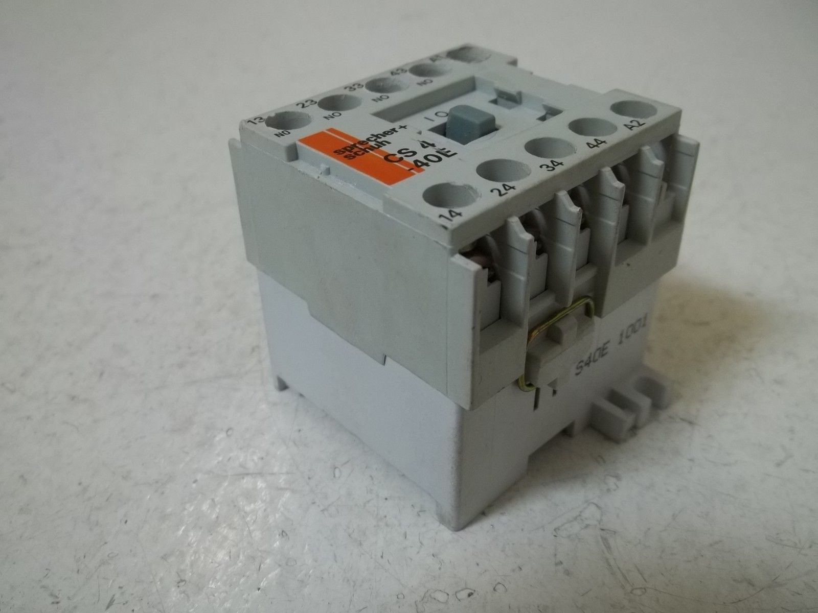 SPRECHER+SCHUH CS4-40E CONTROL RELAY 120V *USED*