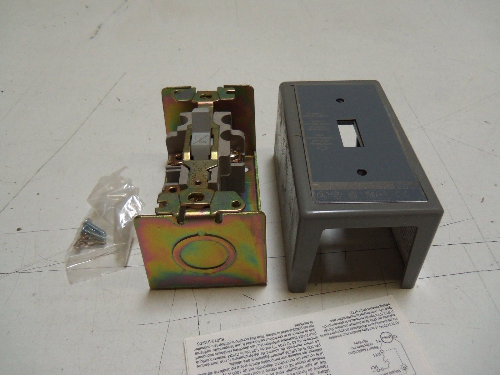 SQUARE D 2510FG1 STARTER  *NEW IN BOX*