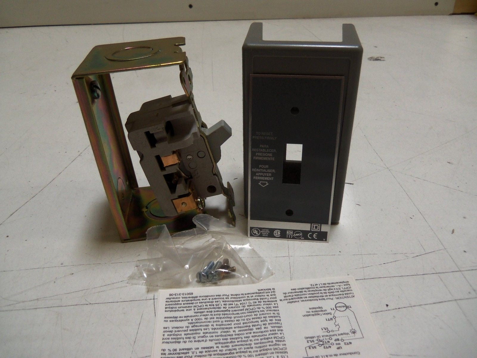 SQUARE D 2510FG1 STARTER  *NEW IN BOX*