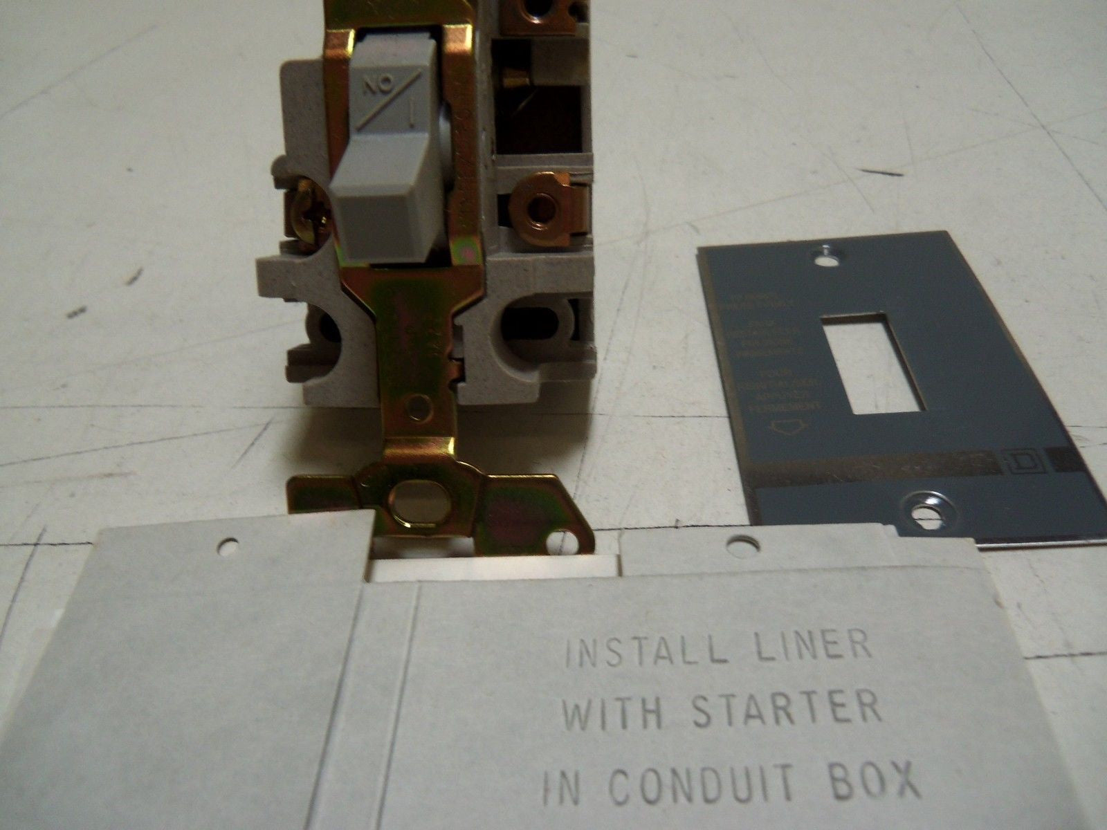 SQUARE D 2510FO1 STARTER  *NEW IN BOX*