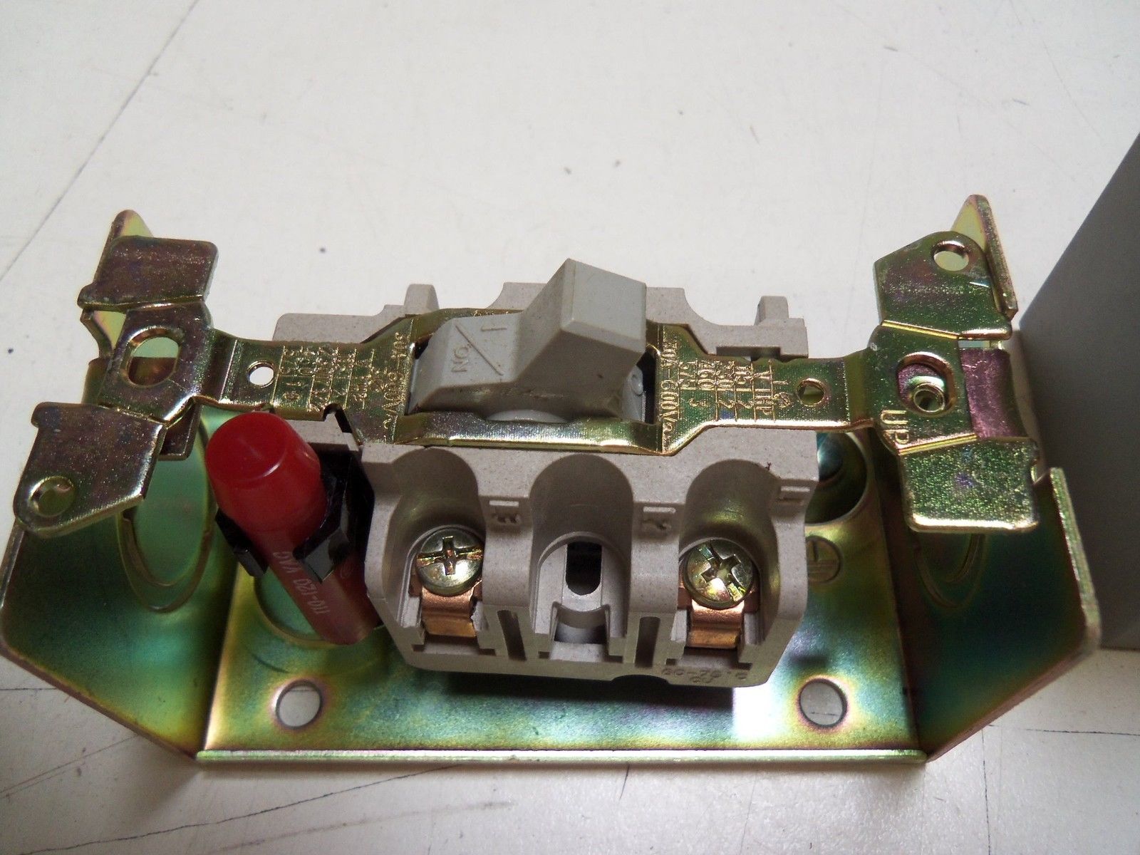 SQUARE D 2510KG1A STARTING SWITCH *NEW IN BOX*