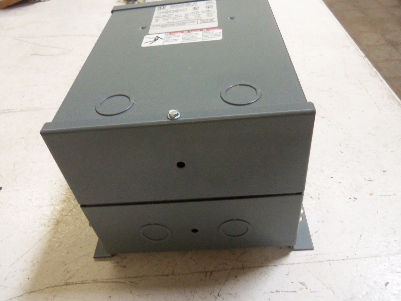 SQUARE D 2S1F TRANSFORMER *NEW IN BOX*