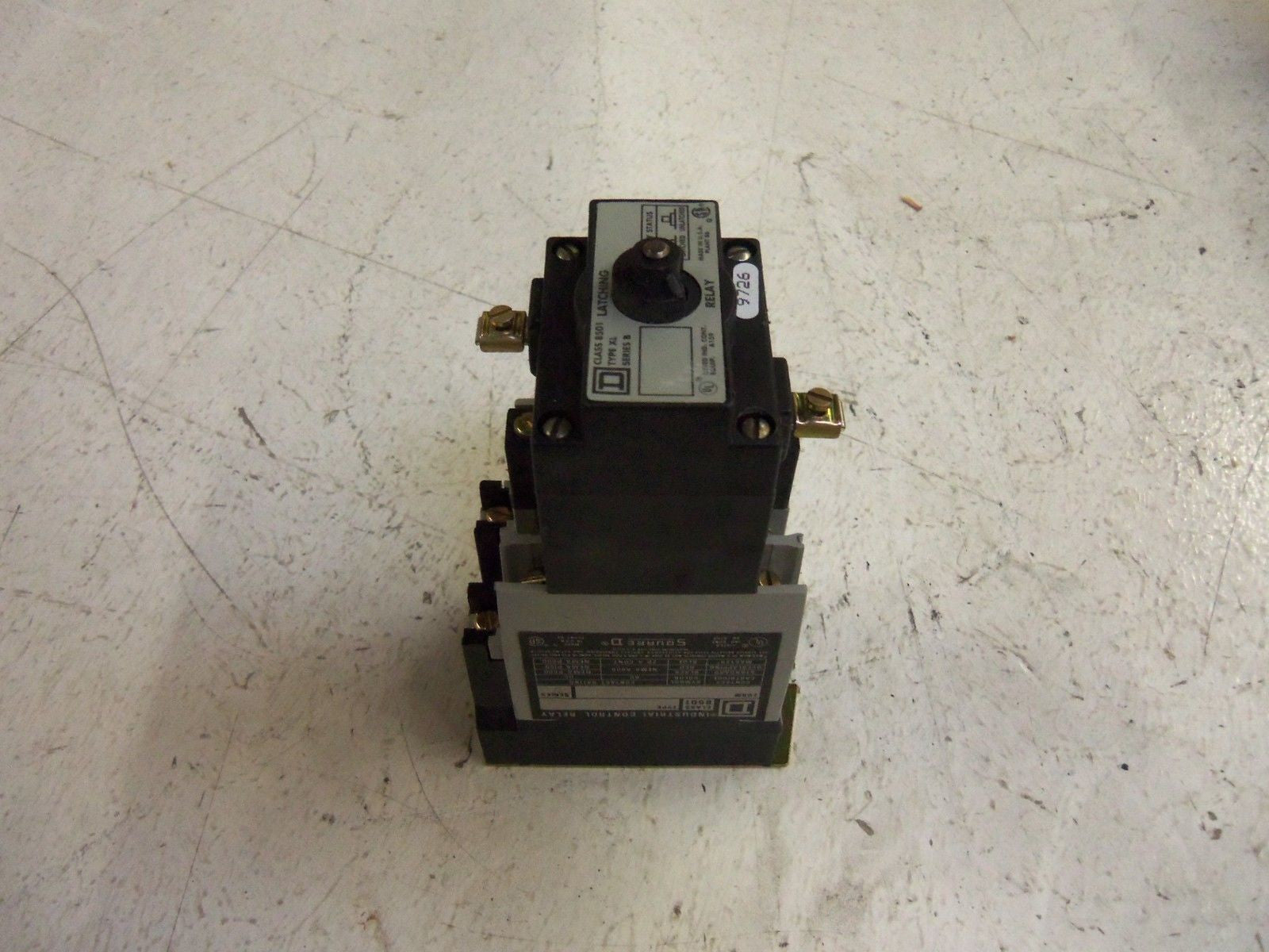 SQUARE D 8501XO20XLV02 RELAY *NEW NO BOX*