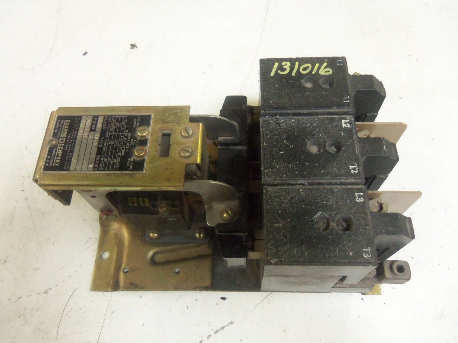 SQUARE D NEMA SIZE 3 8502-E0-2 PNEUMATIC RELAY 100A 600V *USED*