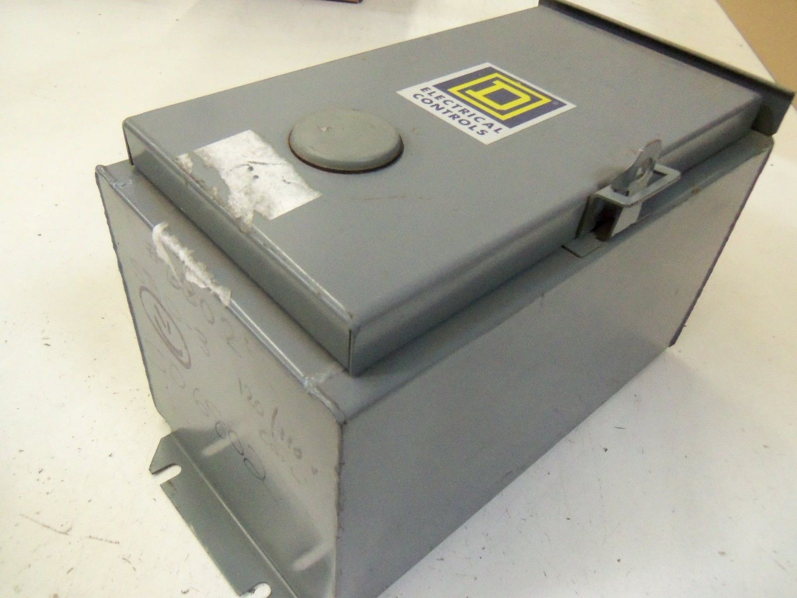 SQUARE D 8502-SBA3 SERIES A *USED*
