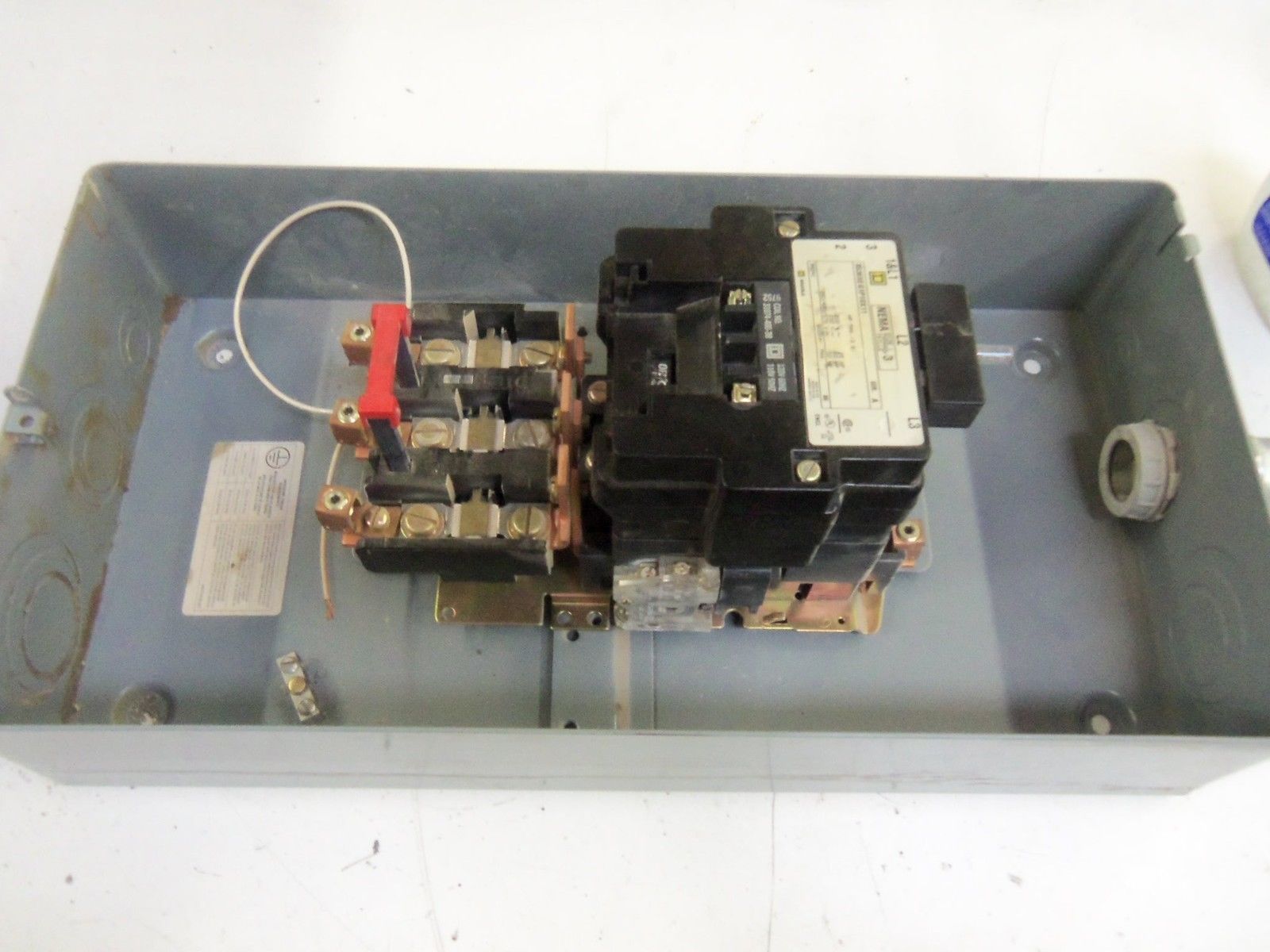 SQUARE D 8536-SEG1P1SX11 MAGNETIC MOTOR STARTER *USED*
