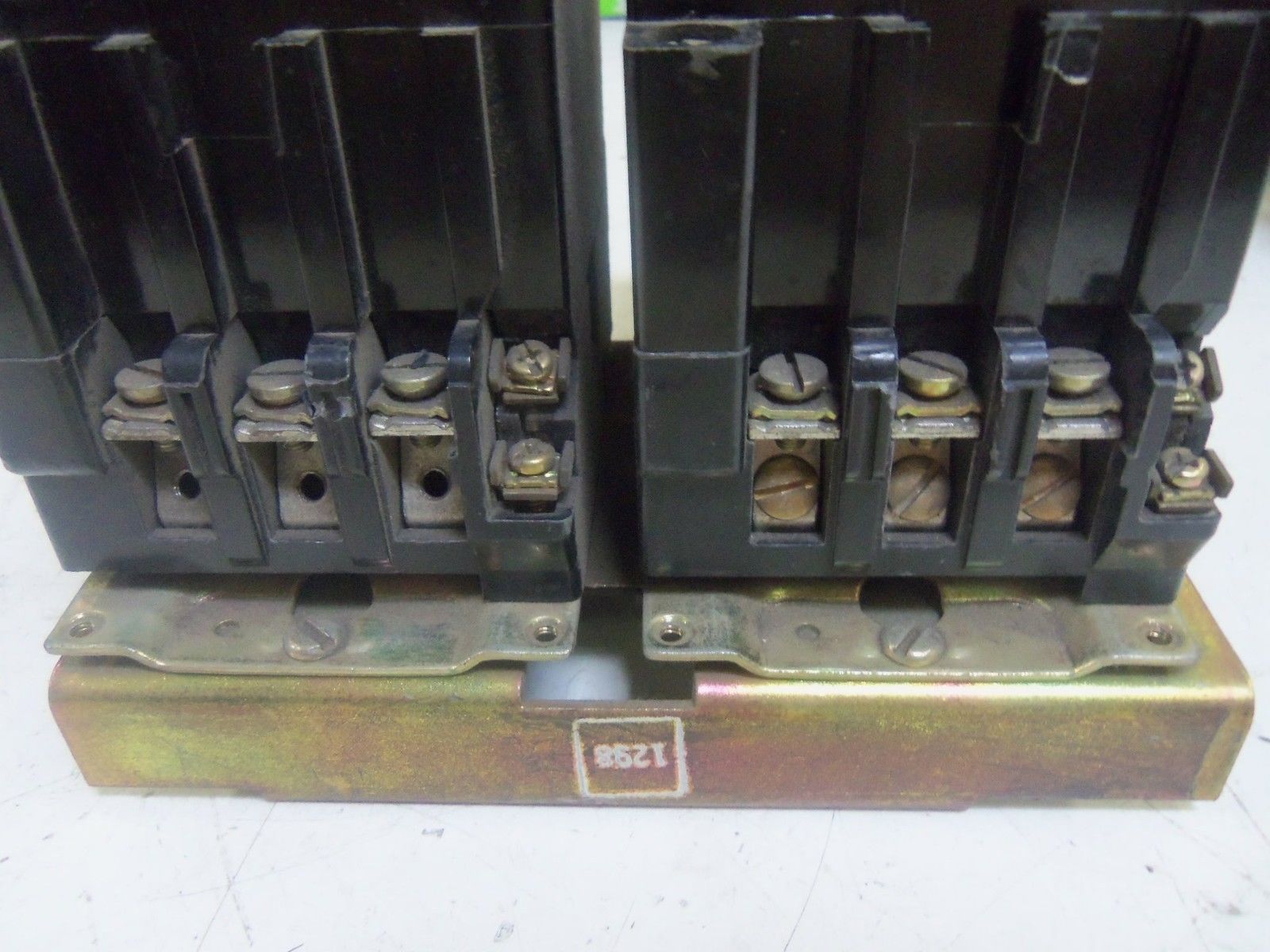 SQUARE D NEMA SIZE 0 8736-SB04 REVERSING STARTER *USED*