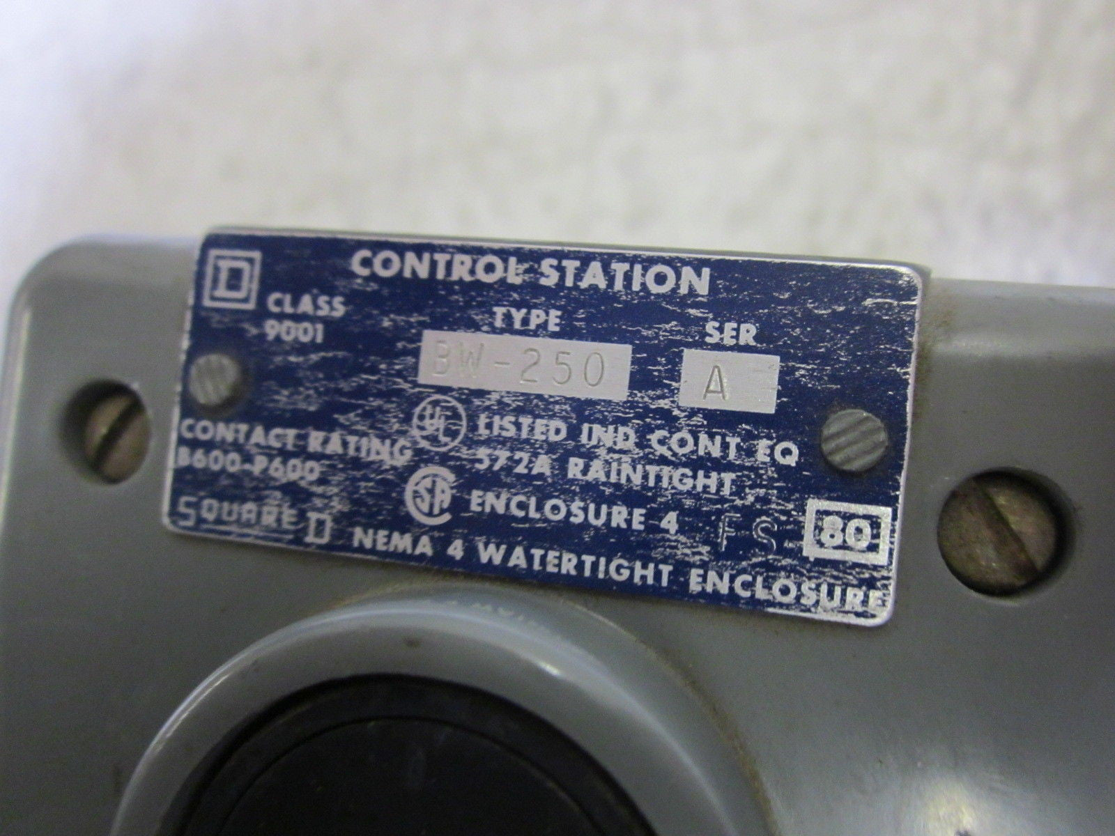 SQUARE D 9001-BW-250 SER.A RAIN TIGHT ENCLOSURE *USED*