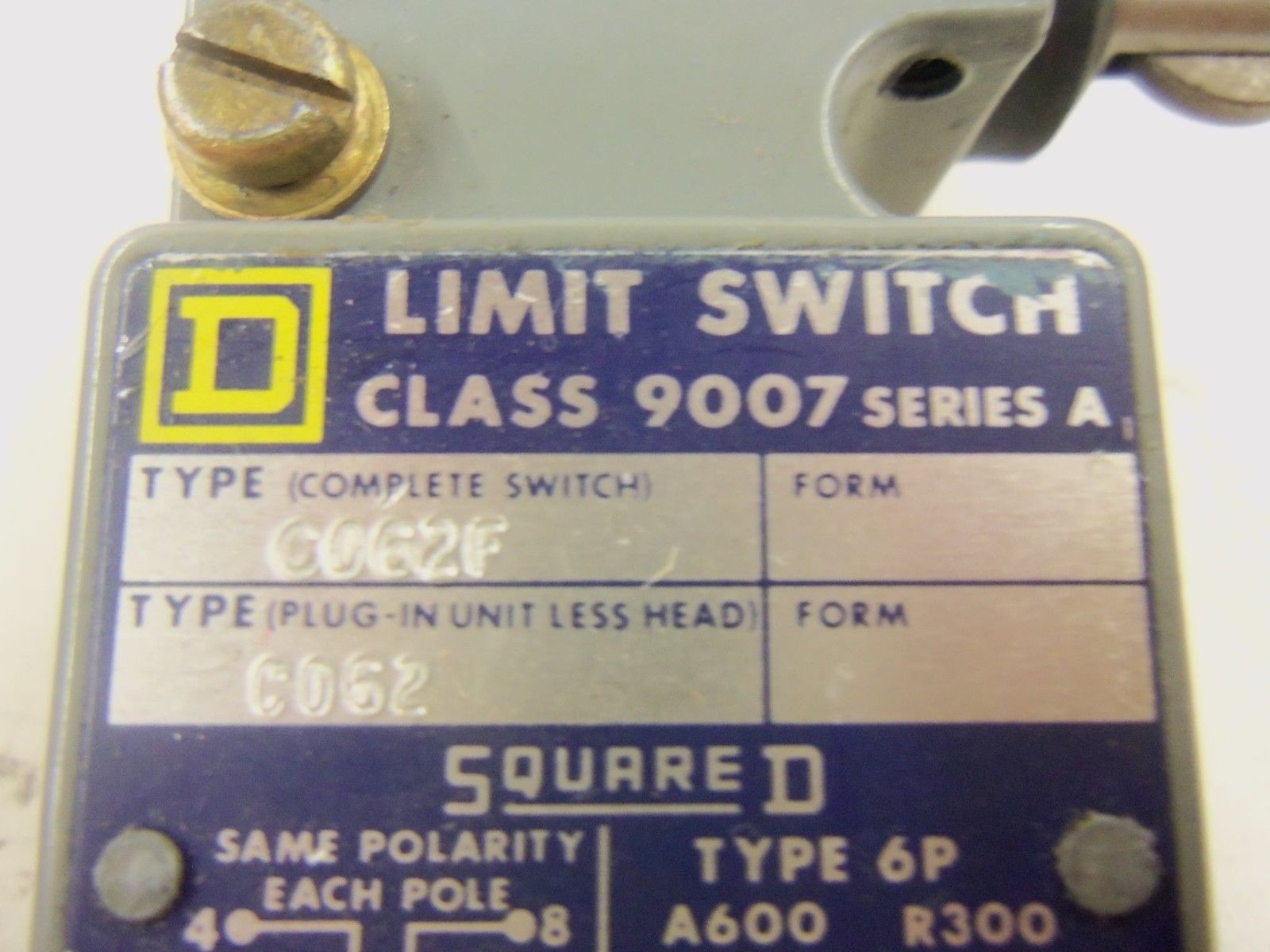 SQUARE D 9007-CO62F LIMIT SWITCH *NEW NO BOX*
