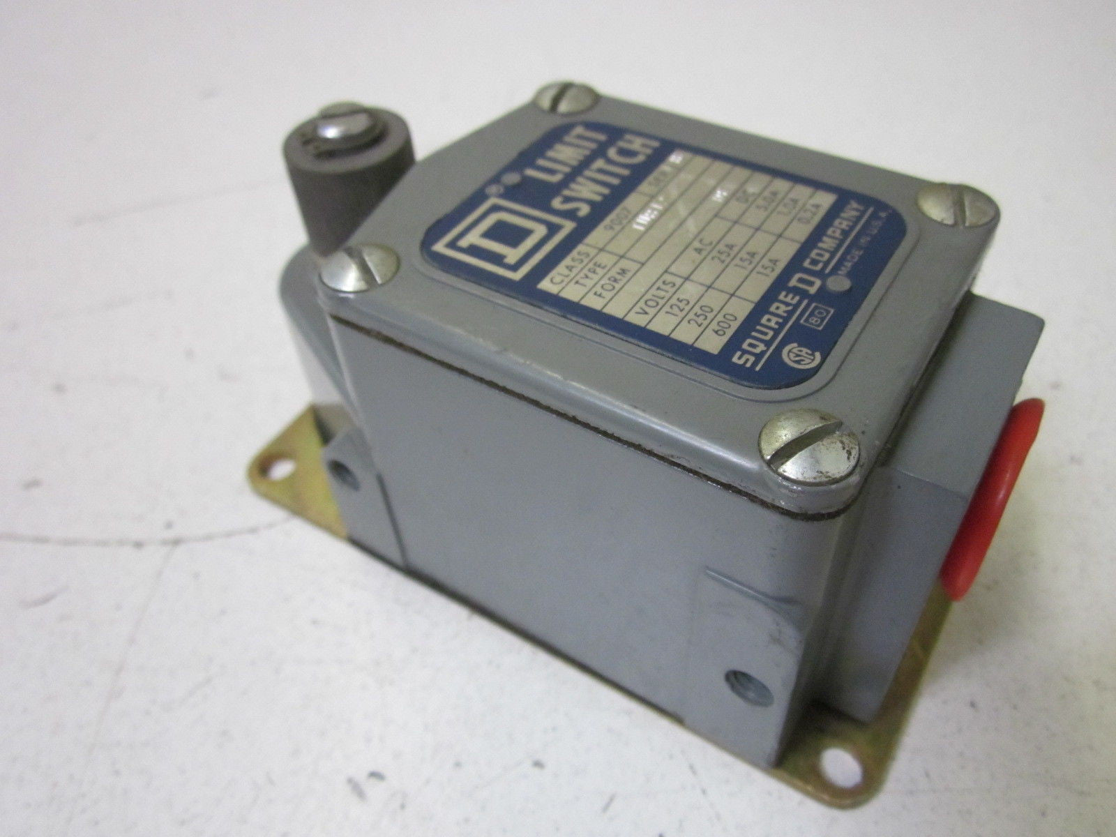 SQUARE D 9007-TUB12 *NEW OUT OF  A BOX*