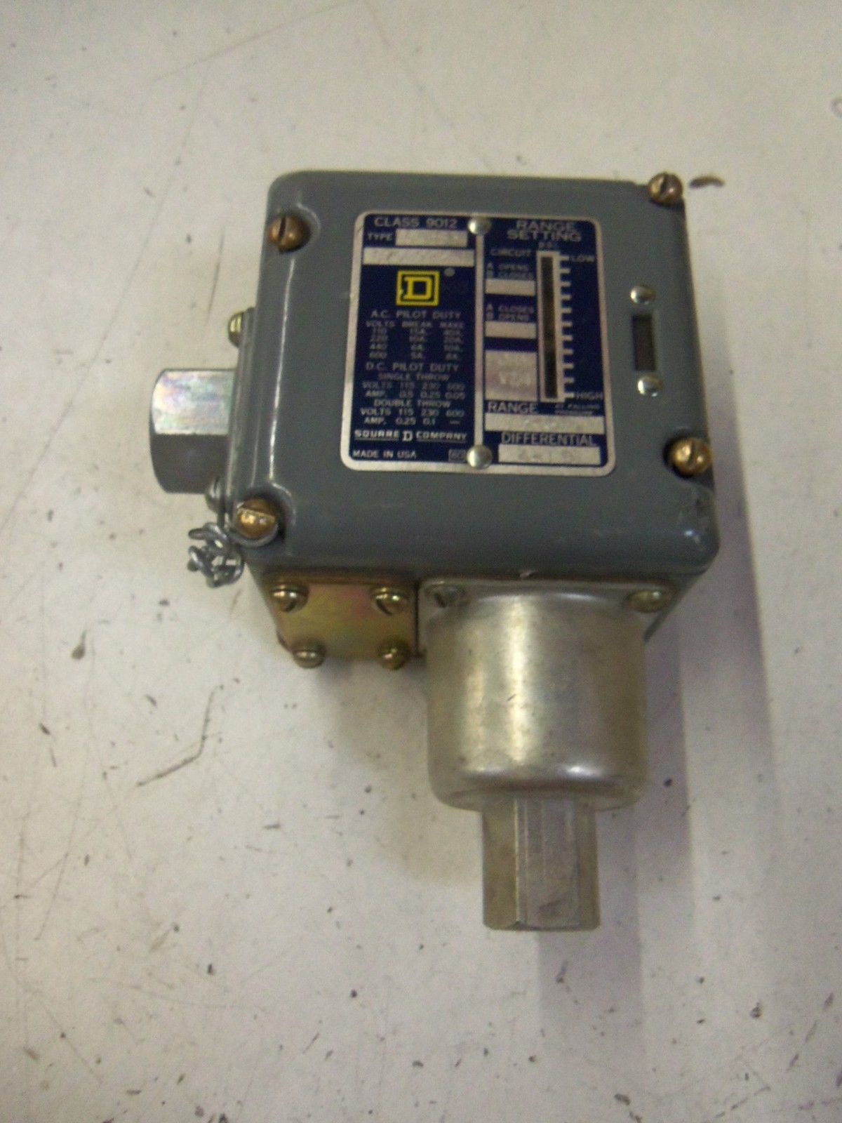SQUARE D 9012-ACW5S34 *USED*