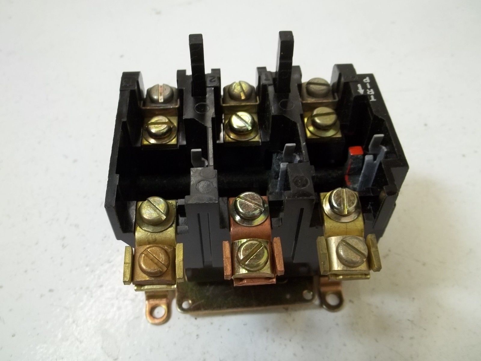 SQUARE D 9065SEO5 SER. A (AS PICTURED) *USED*
