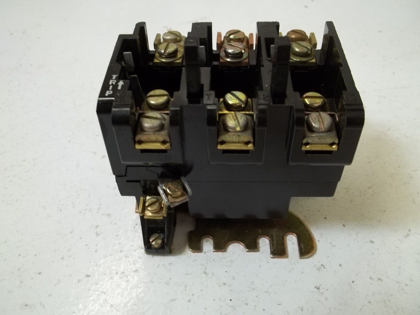 SQUARE D 9065SEO5 SER. A (AS PICTURED) *USED*