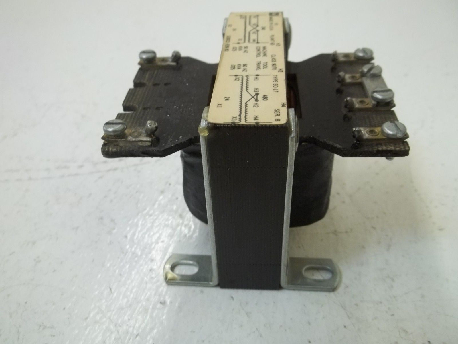 SQUARE D 9070-E0-17 *USED*