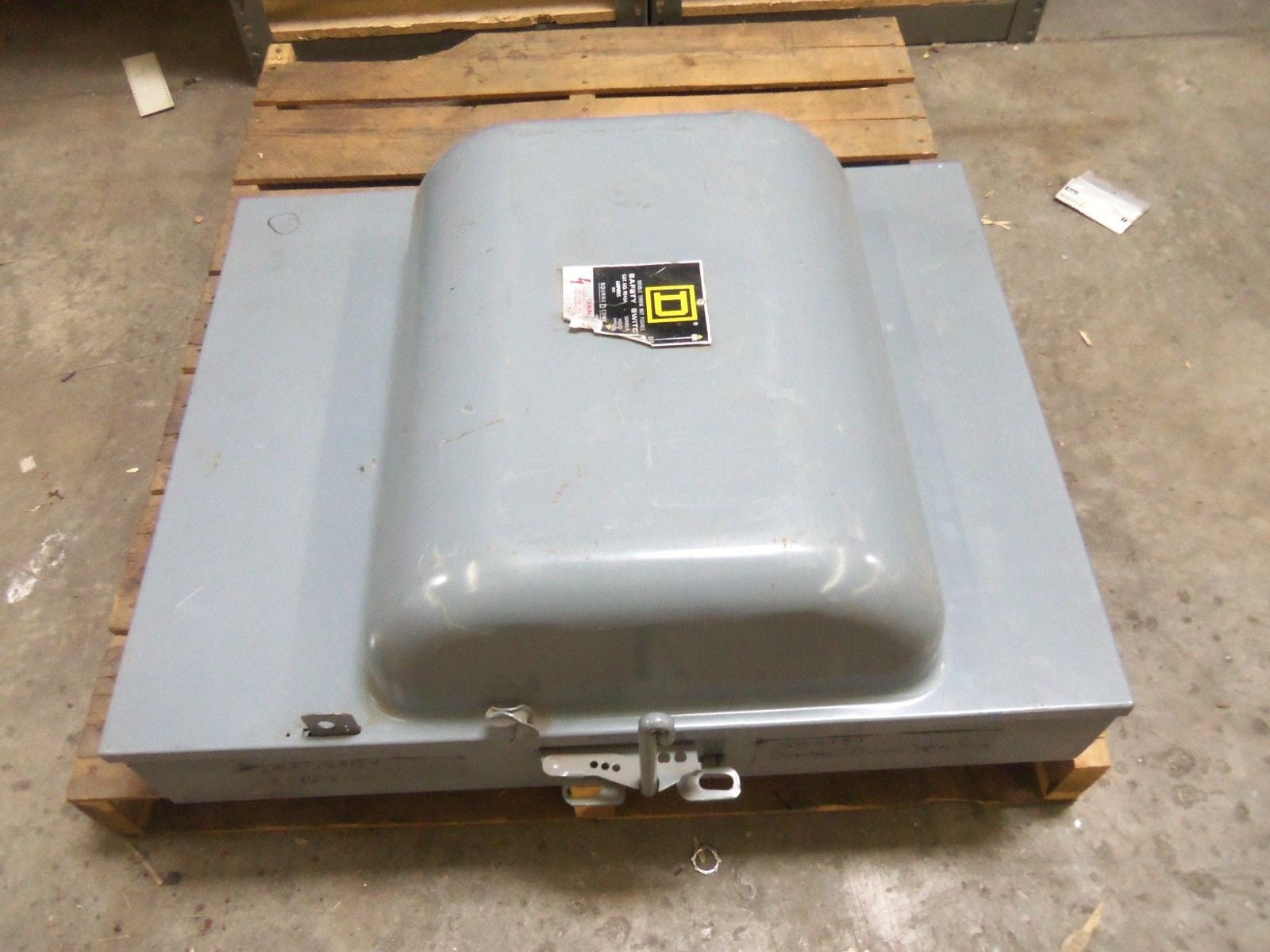 SQUARE D 92454 SAFETY SWITCH *USED*