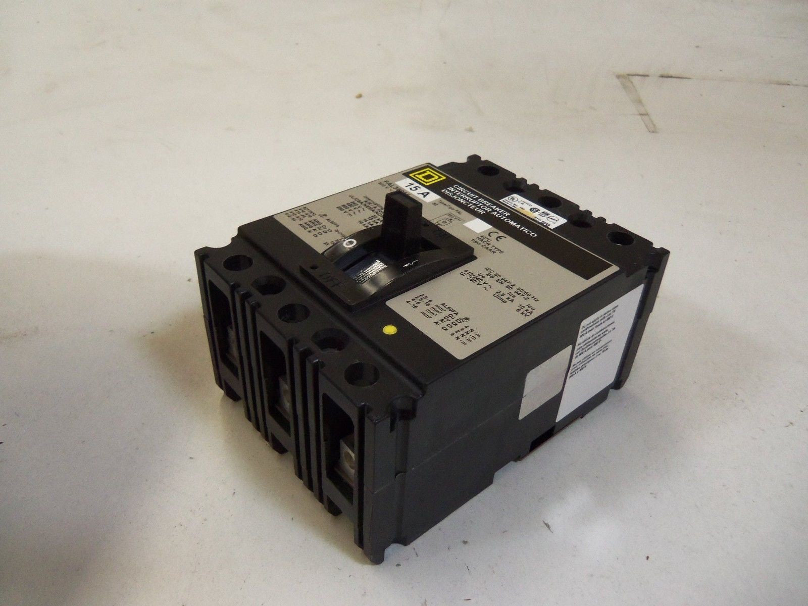 SQUARE D FAL36015 CIRCUIT BREAKER 15A (GREY) *NEW IN BOX*