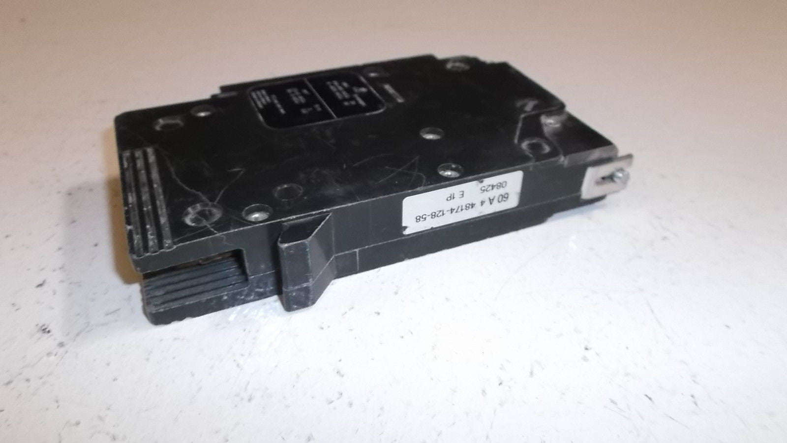SQUARE D CIRCUIT BREAKER EDB14060 *USED*