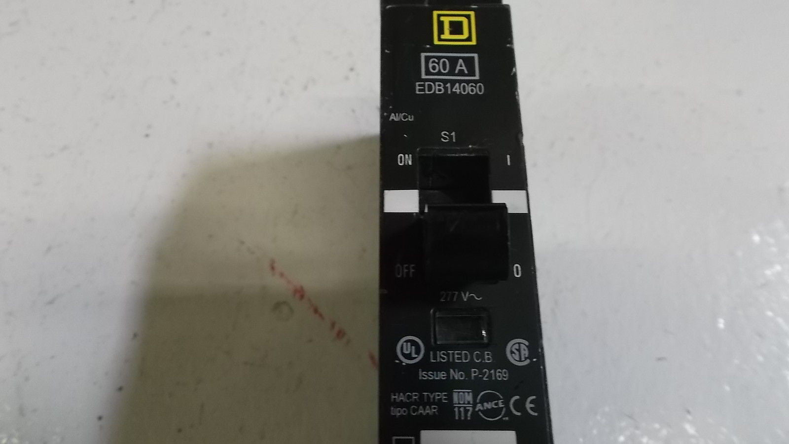 SQUARE D CIRCUIT BREAKER EDB14060 *USED*