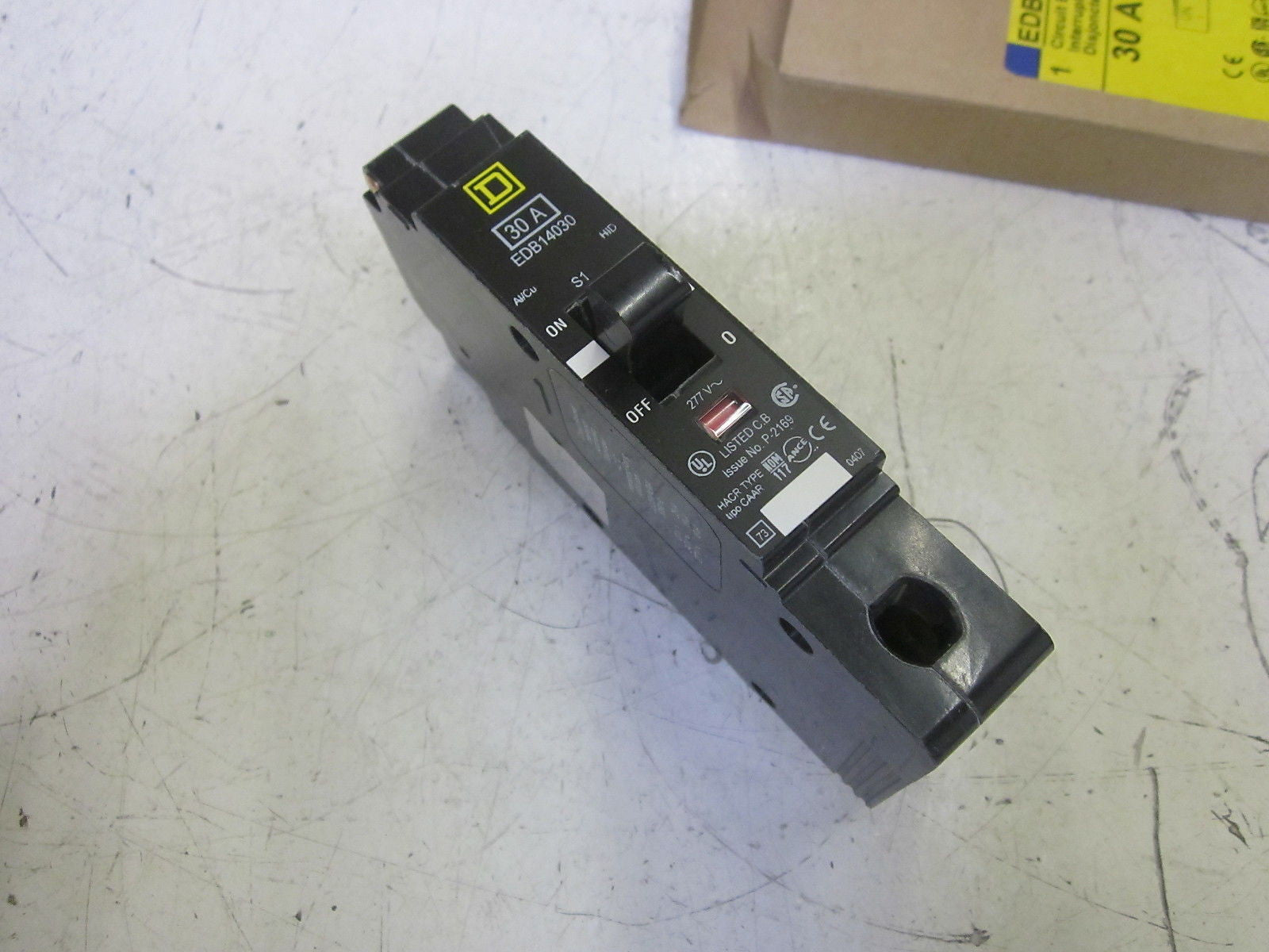 SQUARE D EDB14030 CIRCUIT BREAKER 30A 1P *NEW IN BOX*