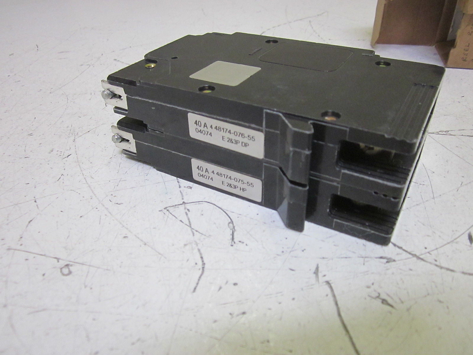 SQUARE D EDB24040 CIRCUIT BREAKER 40A 2P 277V *NEW IN BOX*