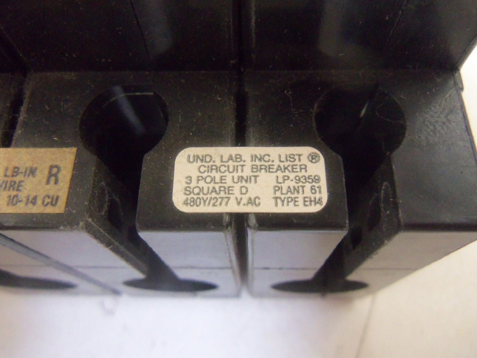 SQUARE D EH34015 CIRCUIT BREAKER 15A *NEW NO BOX*