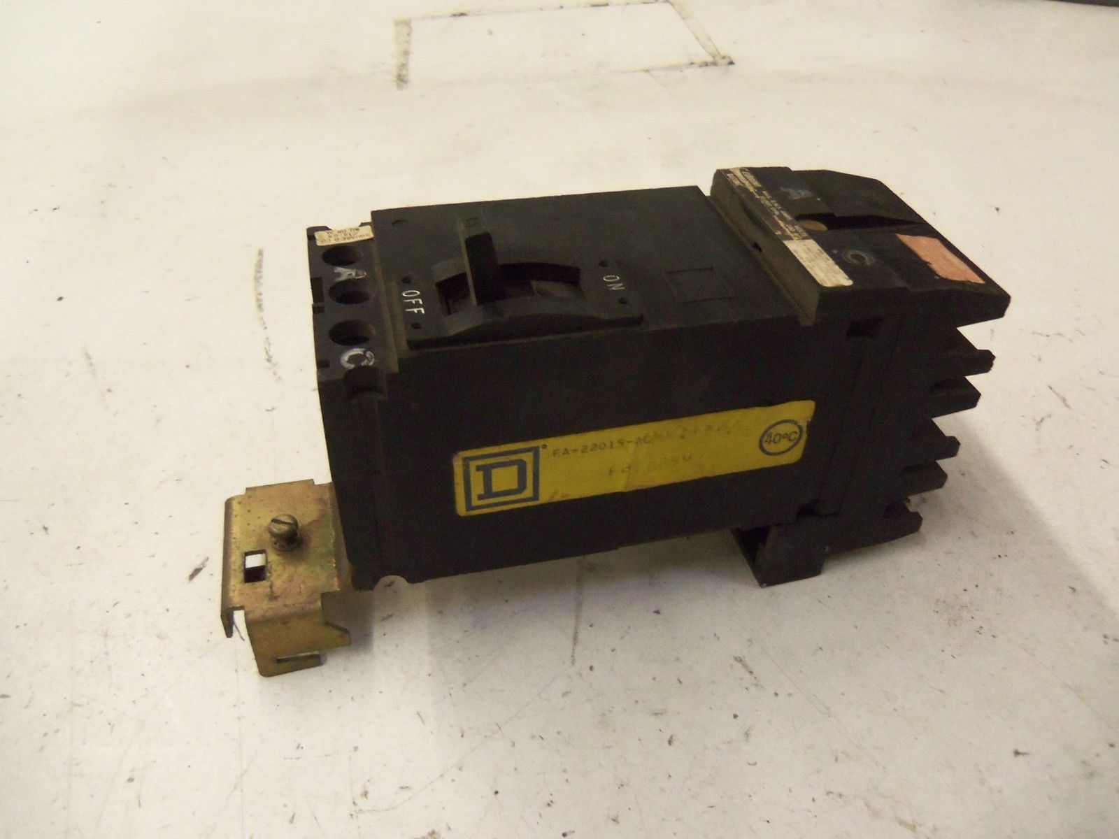 SQUARE D FA-22015-AC *USED*