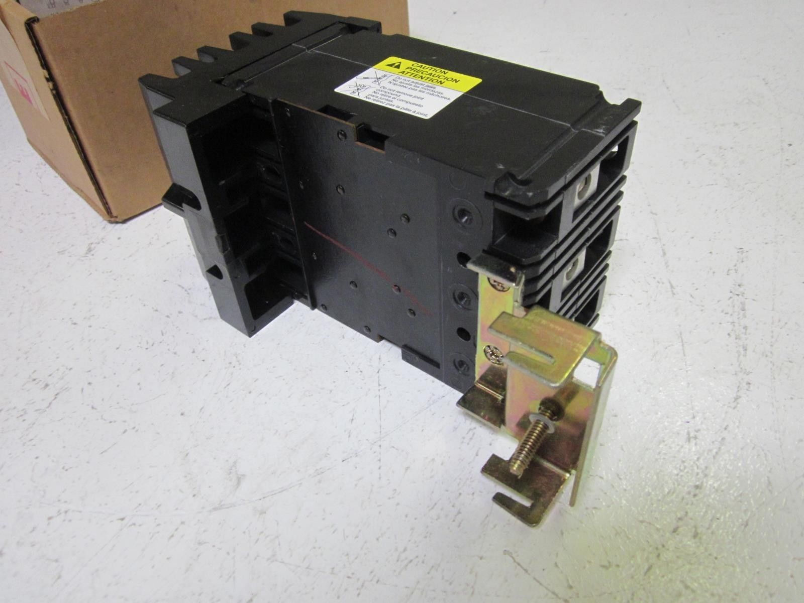 SQUARE D FA36040 CIRCUIT BREAKER 40A 3P 600V  *NEW IN BOX*