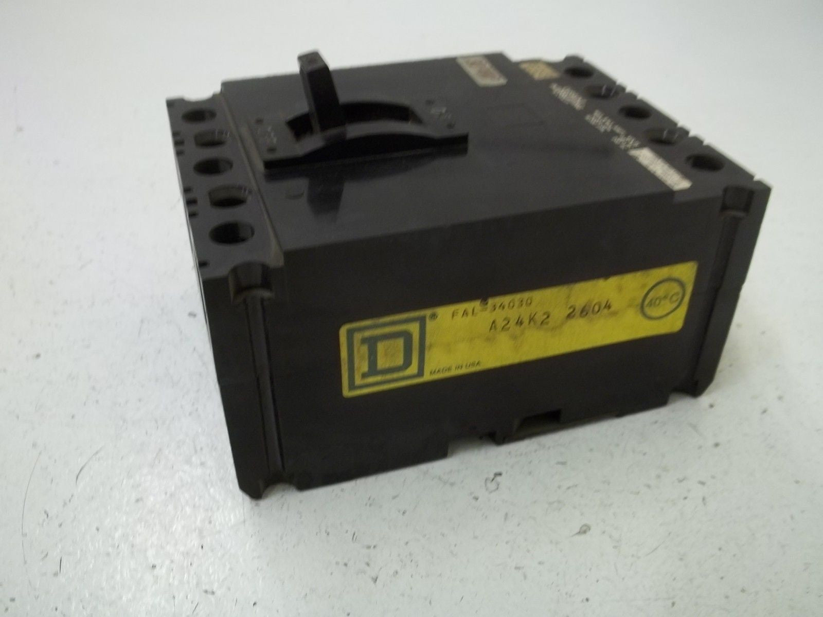 SQUARE D FAL-34030 CIRCUIT BREAKER *USED*