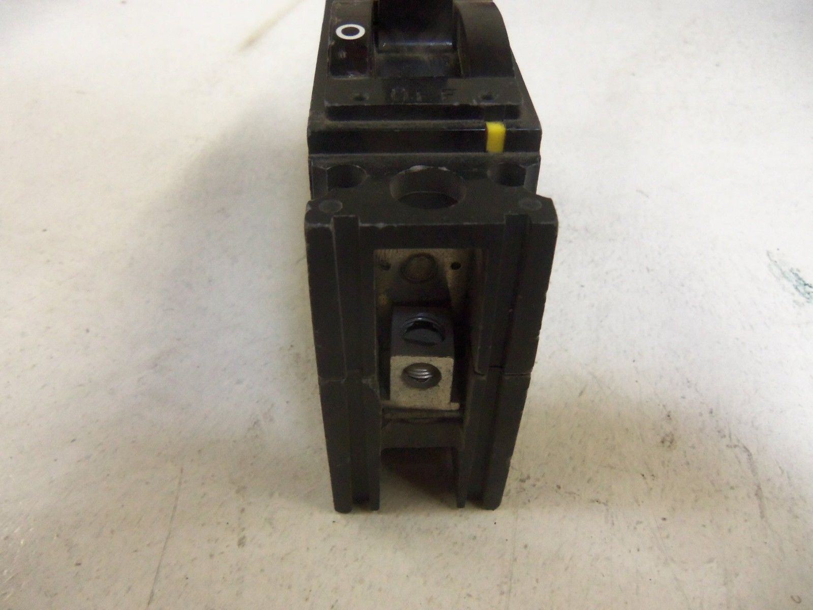 SQUARE D FAL17015 CIRCUIT BREAKER *USED*